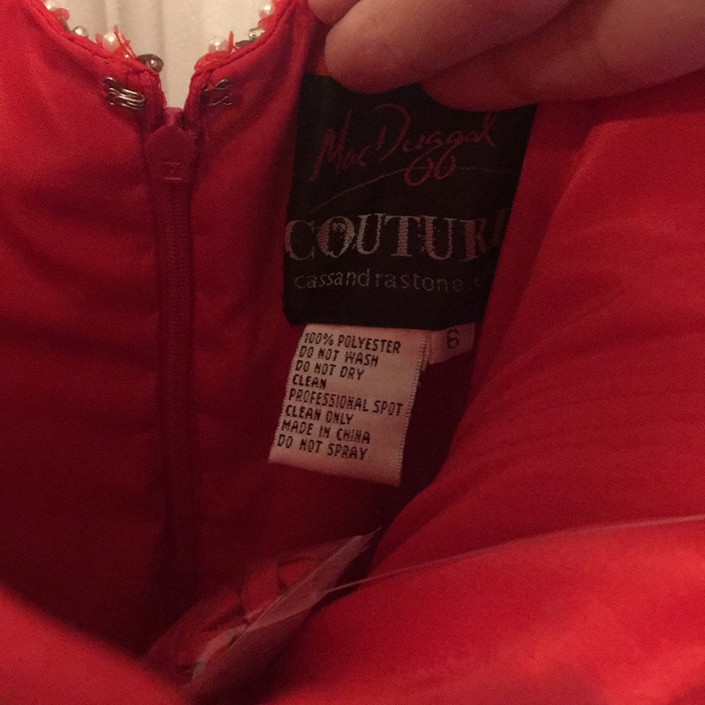 Red strapless Dress 👗 - Picture 4 of 4